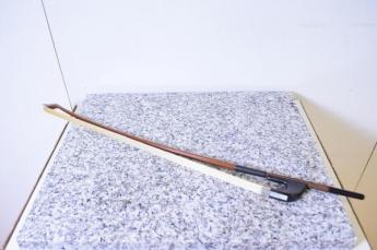 H.Pfretzschner H.フレッチナー コントラバス弓