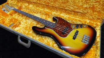 64 JAZZ BASS NOS