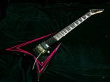 E-AL-166 PINK SAWTOOTH ALEXI LAIHO Model