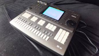 QY700 【シーケンサー】