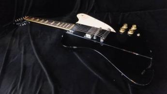 by Gibson Firebird 【エレキギター】