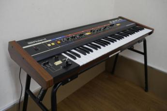 Roland ローランド アナログシンセサイザー JUNO-6