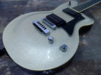 ワッシュバーン Washburn P4 Reissue Silver Sparkle ラメ塗装