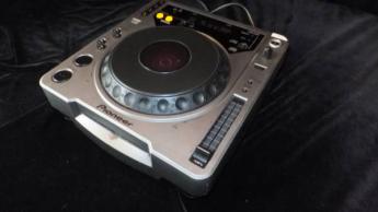 Pioneer CDJ-800