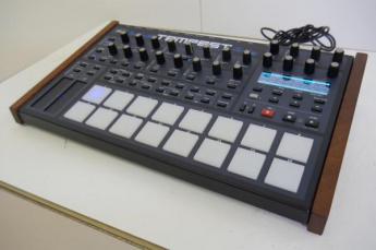 Dave Smith Instruments アナログ ドラムマシン リズムマシン TEMPEST