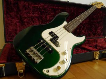 ヒストリー エレキベース TH-BP4/R CAG