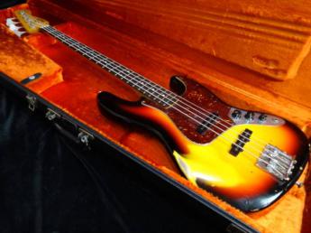 64 Jazz Bass Relic