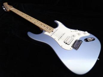 Guitars R2 BIM/M