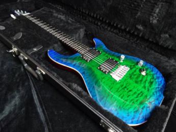 CT624T Deep Dragonburst Quilt